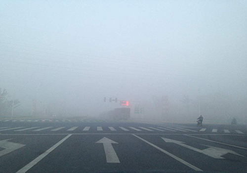 大雾天气，开云(中国)机械提醒您驾车“雾”必小心